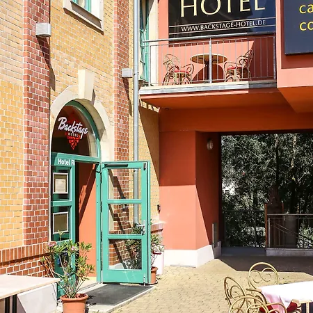 Backstage Hotel 3*