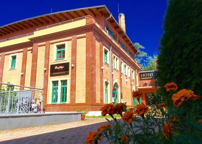 Ξενοδοχείο Backstage 3*