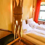 Backstage Hotel