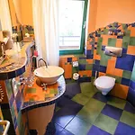 Backstage Hotel 3*