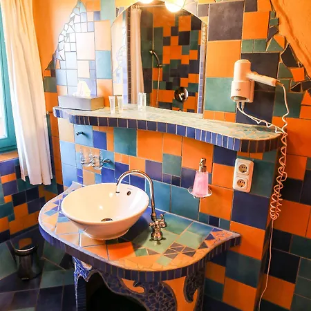 فندق Backstage 3*