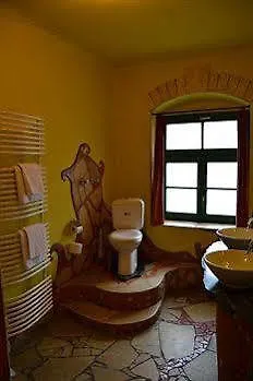 Backstage Hotel