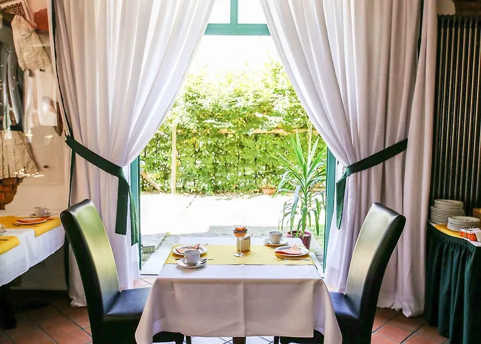 后台酒店 酒店 3*